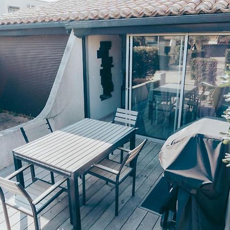 Village Naturiste Villa 2/4 Pers Avec Terrasse Agde Luaran gambar